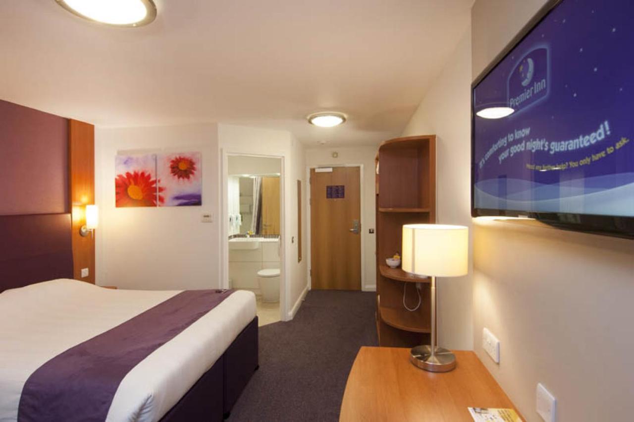 Premier Inn London Croydon Town Centre Rum bild