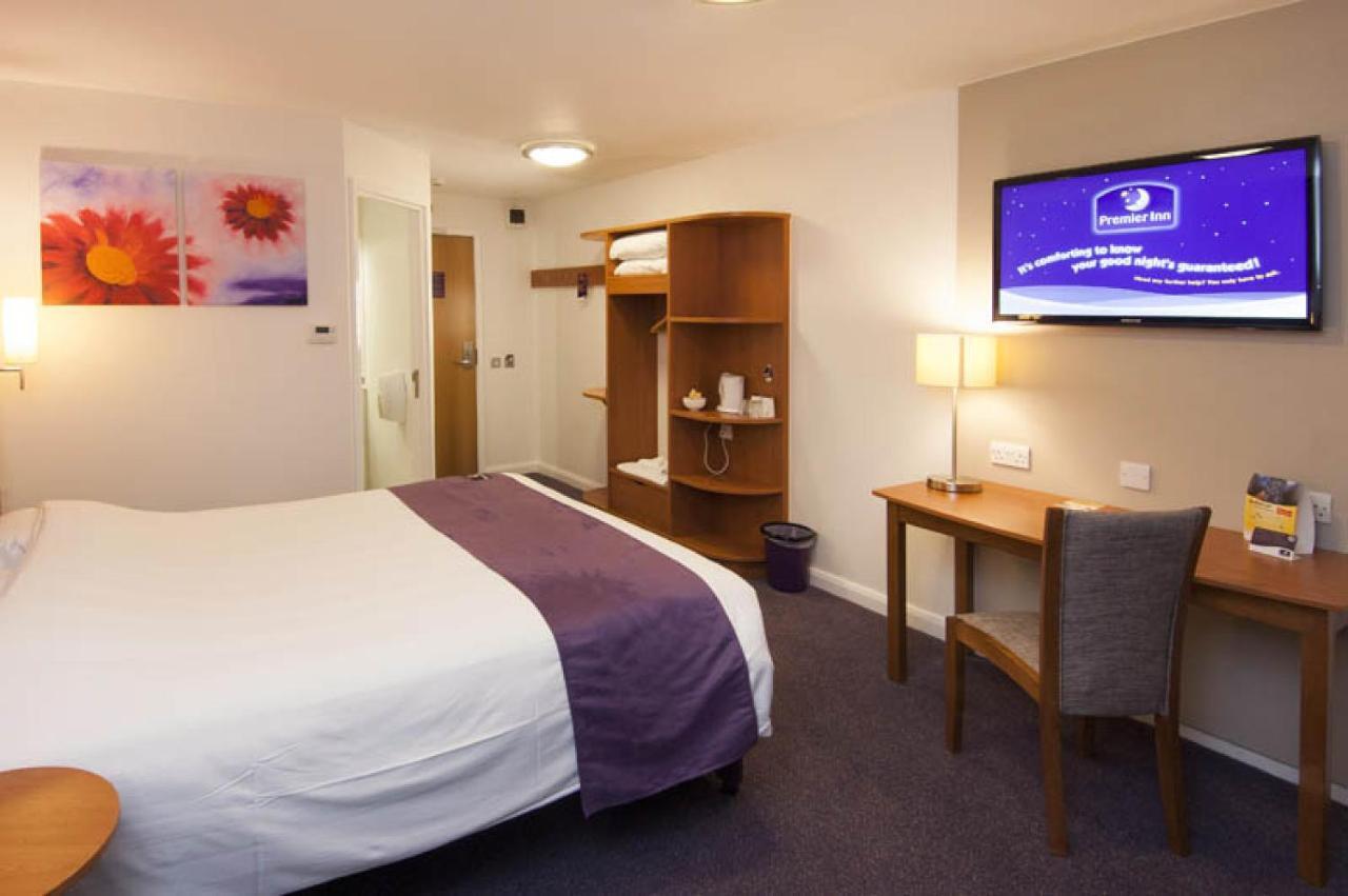 Premier Inn London Croydon Town Centre Rum bild